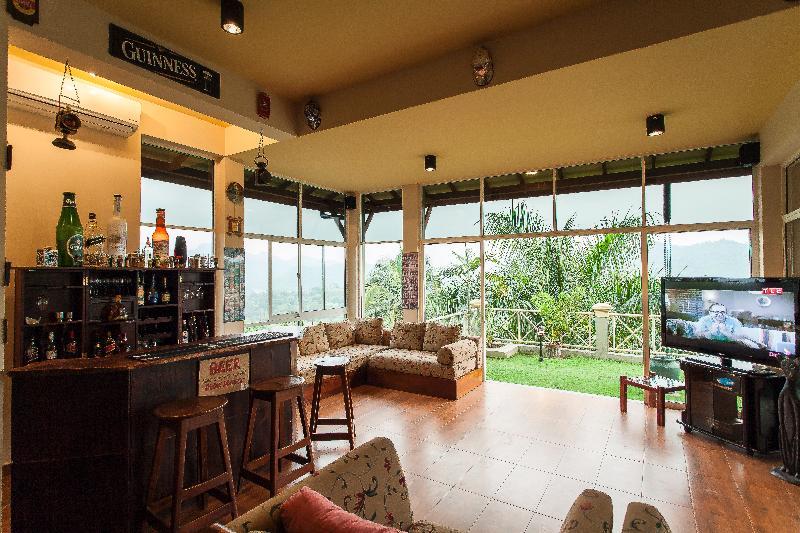 Albatross Boutique Villa Kandy Bagian luar foto