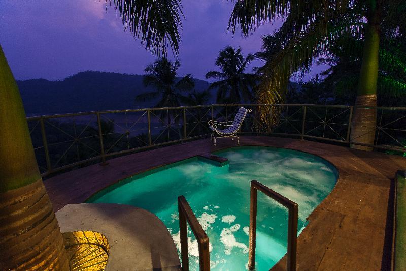 Albatross Boutique Villa Kandy Bagian luar foto