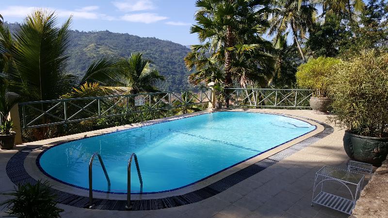 Albatross Boutique Villa Kandy Bagian luar foto