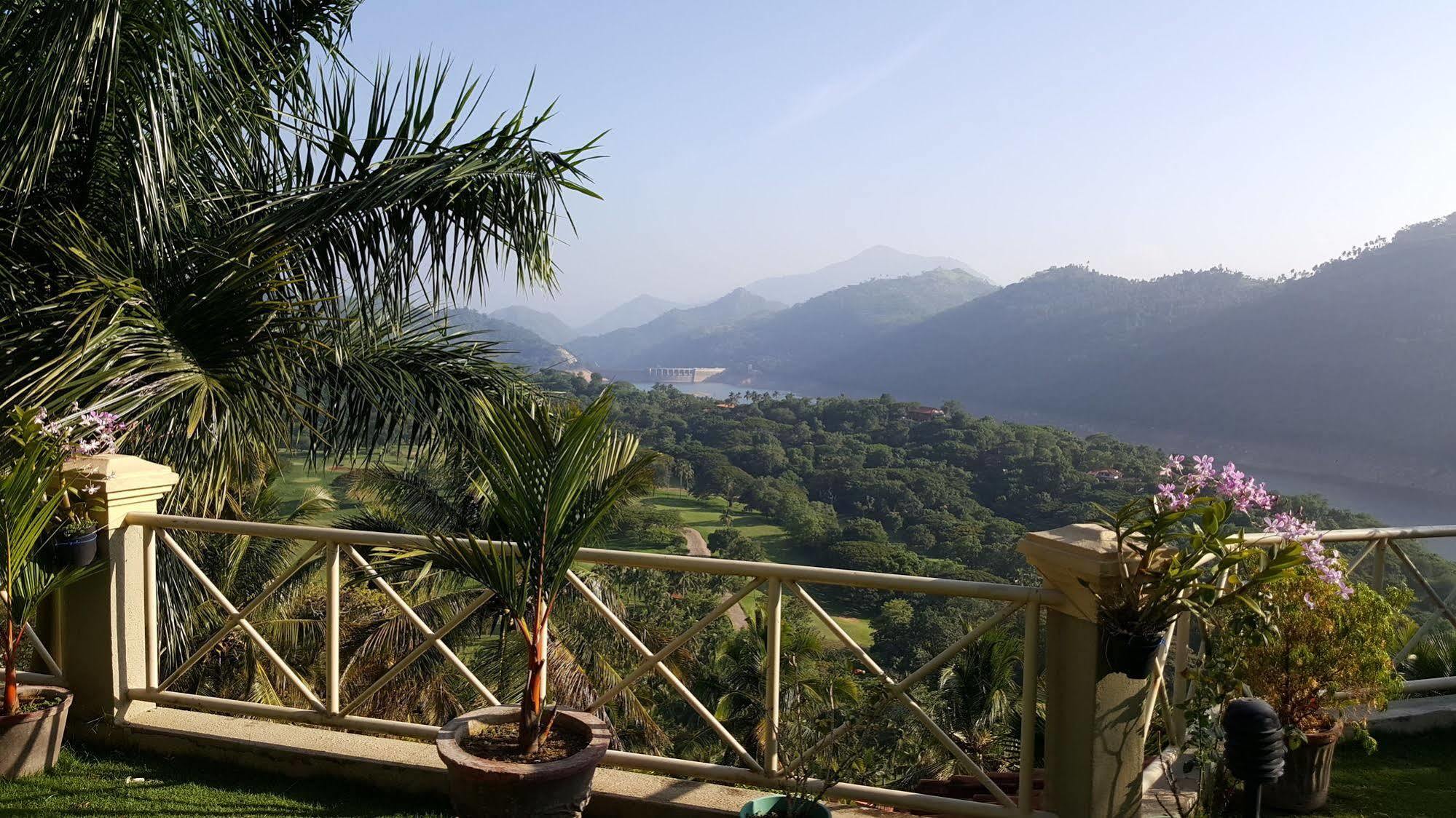 Albatross Boutique Villa Kandy Bagian luar foto