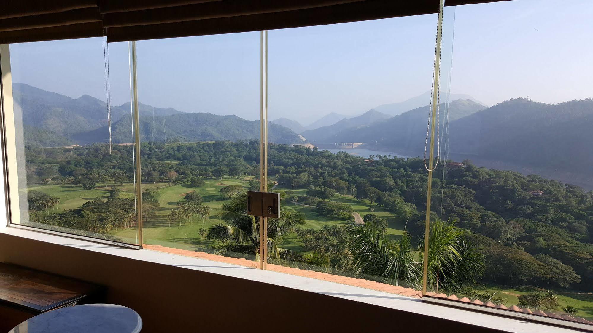 Albatross Boutique Villa Kandy Bagian luar foto