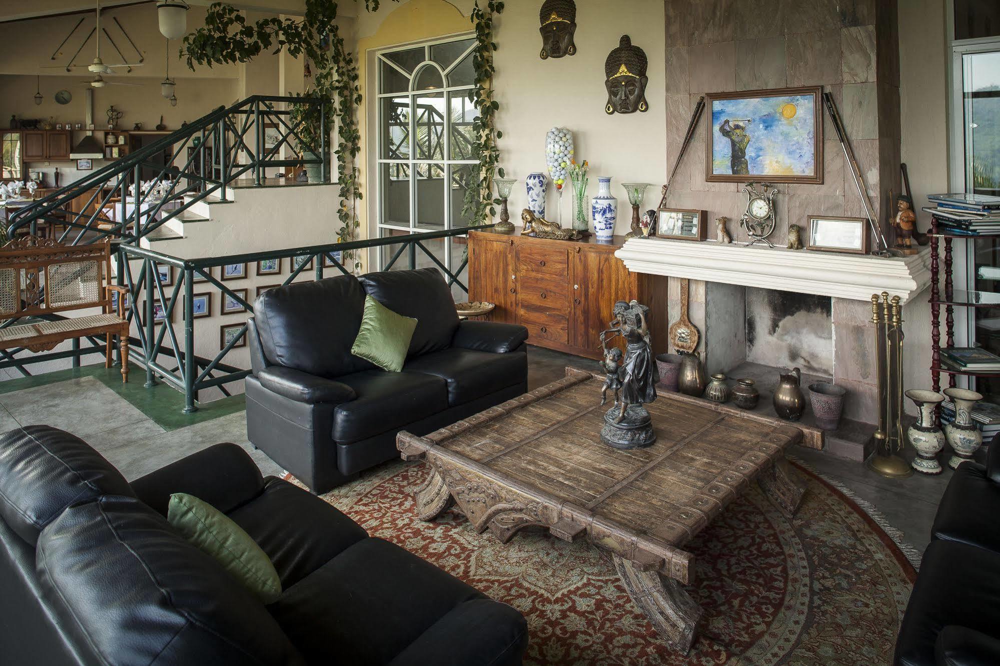 Albatross Boutique Villa Kandy Bagian luar foto
