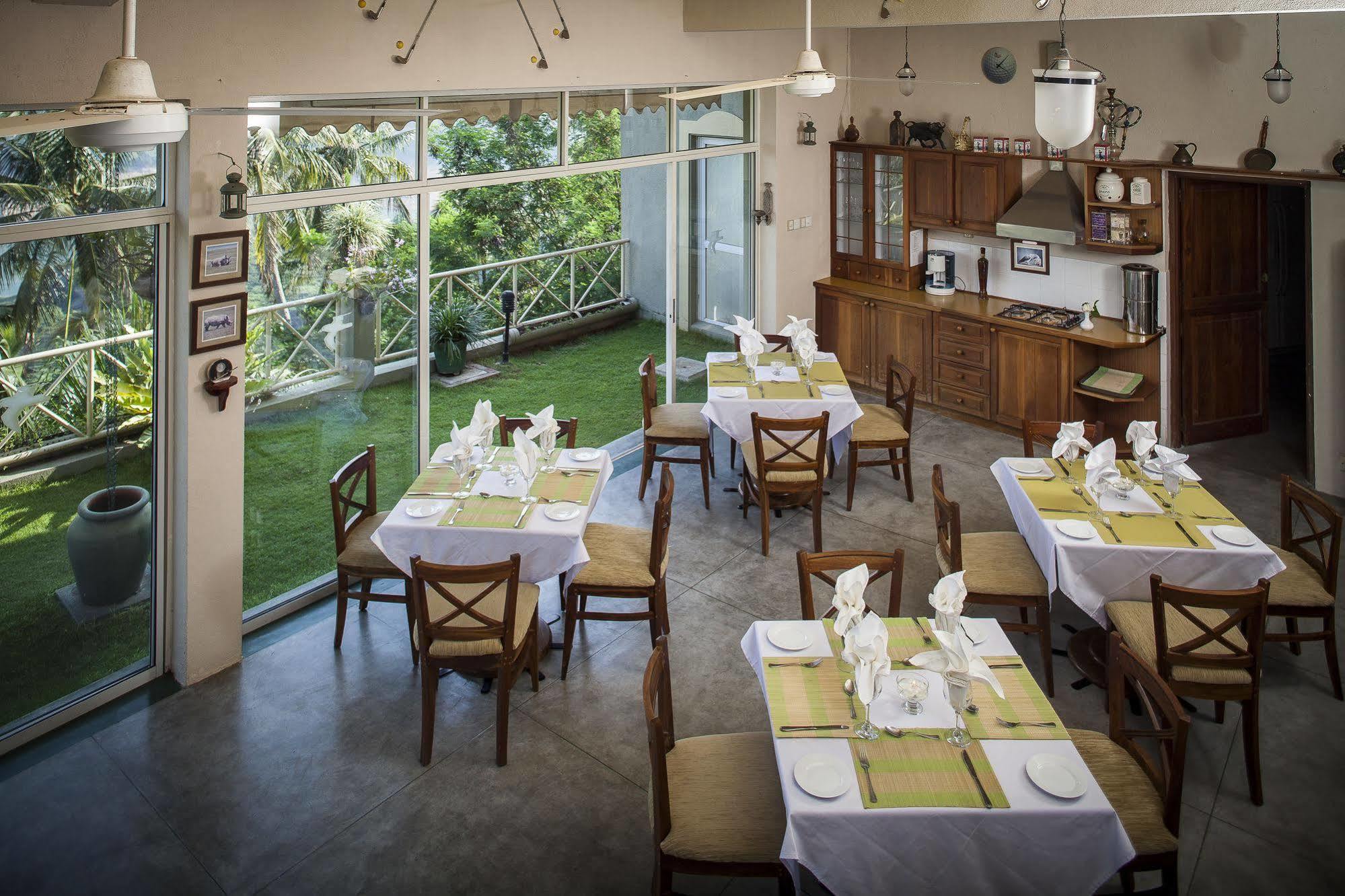 Albatross Boutique Villa Kandy Bagian luar foto