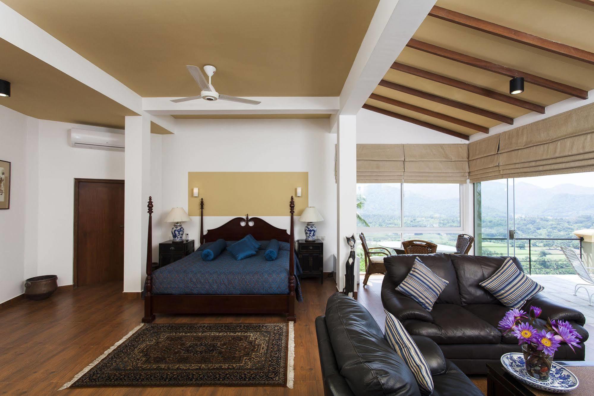 Albatross Boutique Villa Kandy Bagian luar foto